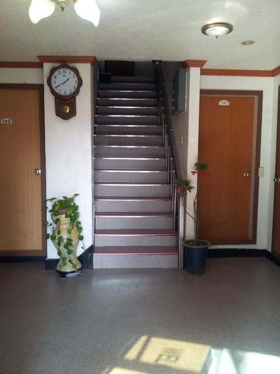 Busanjang Motel Екстериор снимка